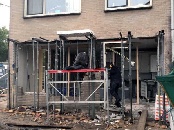 Aanbouw en verbouw woning