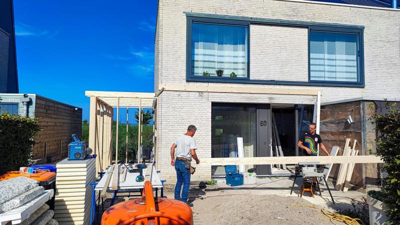 Aanbouw aan woning