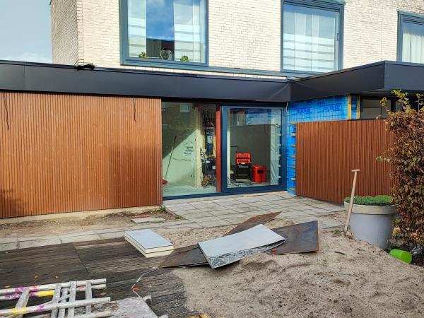 Aanbouw aan woning