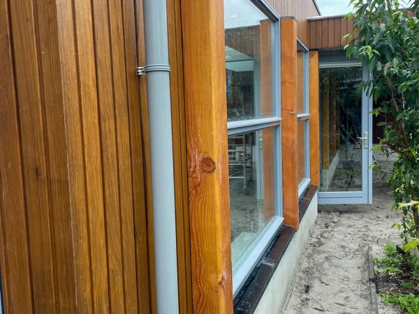 Aanbouw aan woning en buitenberging