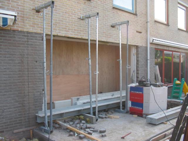 Aanbouw aan achterzijde woning